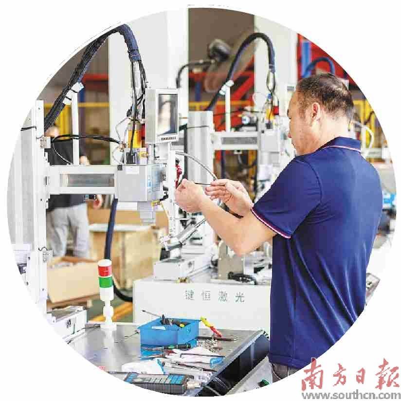 刀剪機械設(shè)備“智造”突圍:機械設(shè)備
